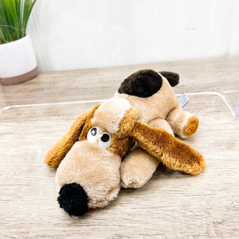Vintage Berrie & Co Brown Tan Spotted Hound Dog Plush Floppy Ears Googly Eyes 9"